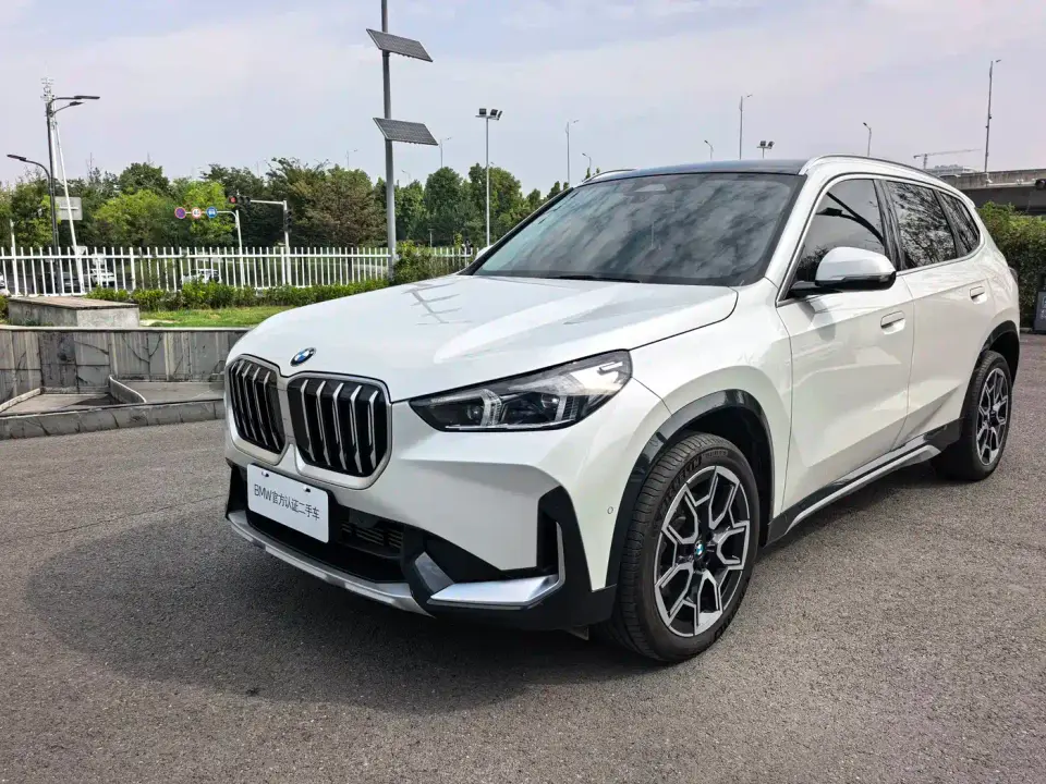 BMW X1 sDrive25Li X Design Package 2025