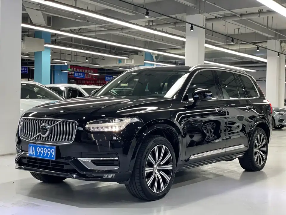 Volvo XC90 Facelift T6 Momentum Luxury 7-Seater 2020
