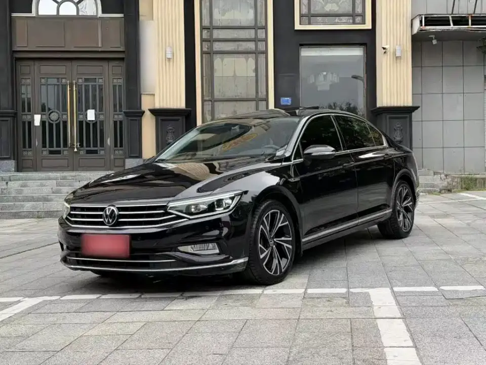 Volkswagen Magotan 330TSI DSG Premium 2022