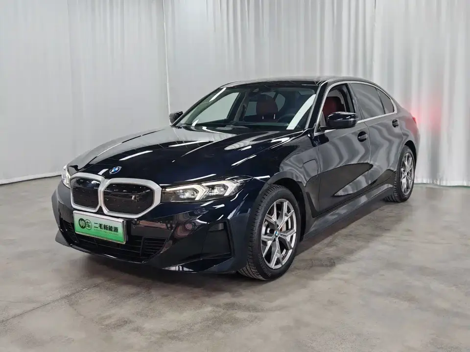 BMW i3 eDrive 35 L 2023
