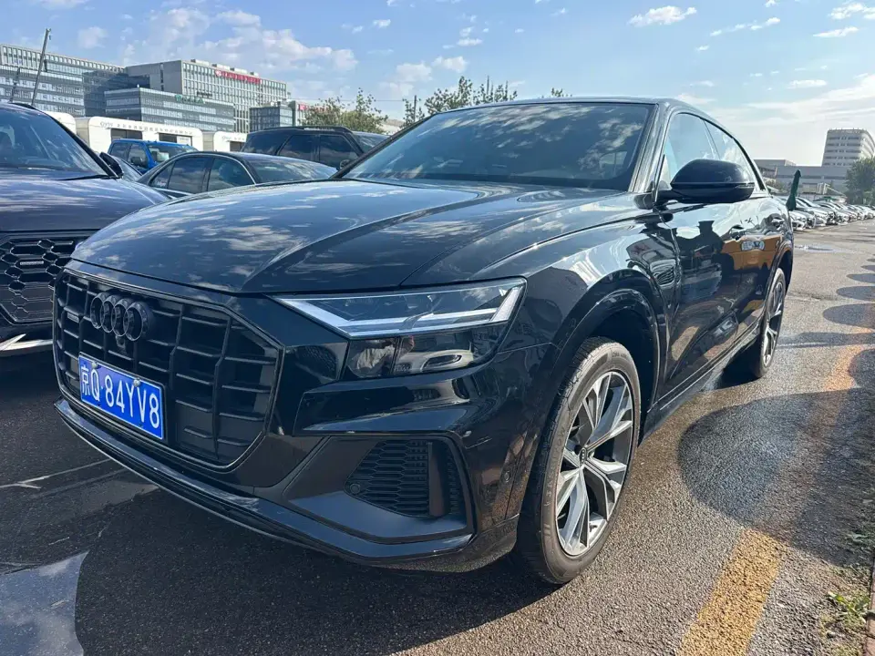 Audi Q8 Model 55 TFSI Premium Dynamic 2021