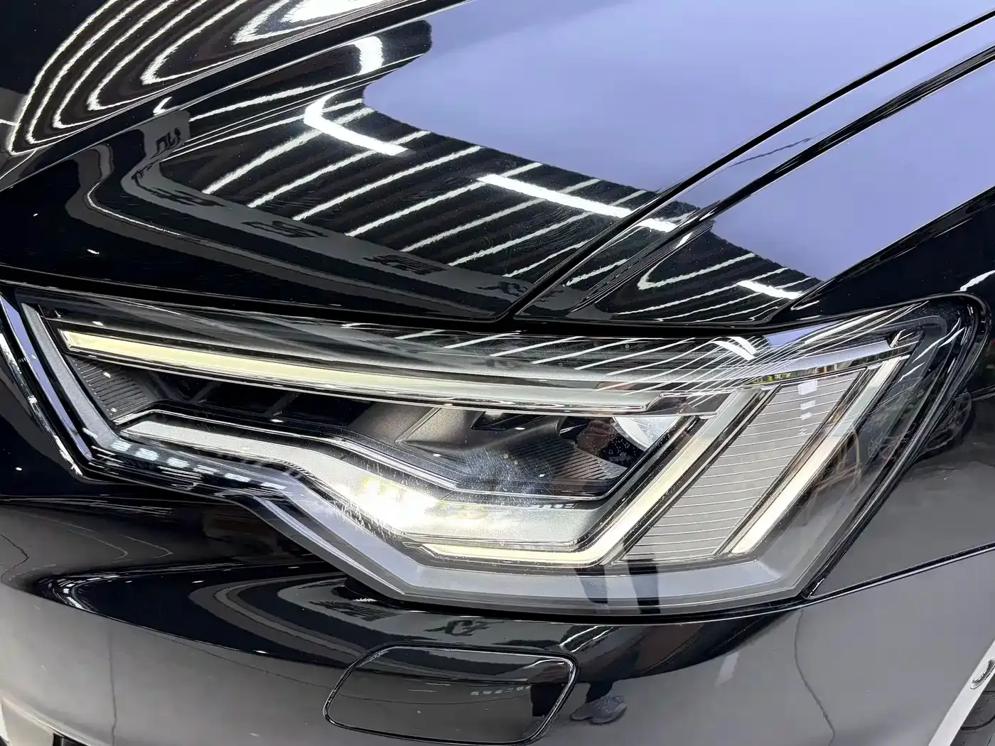 Audi A6L 45 TFSI Premium Selection Dynamic 2023 — фото 11