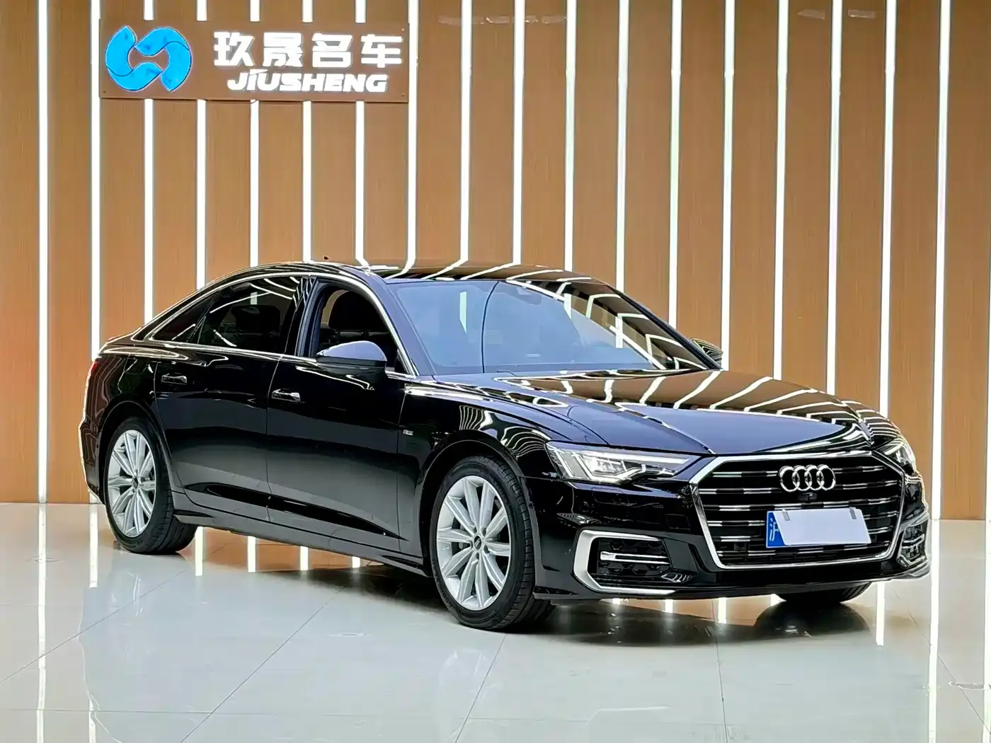 Audi A6L 45 TFSI Premium Selection Dynamic 2023 — фото 3