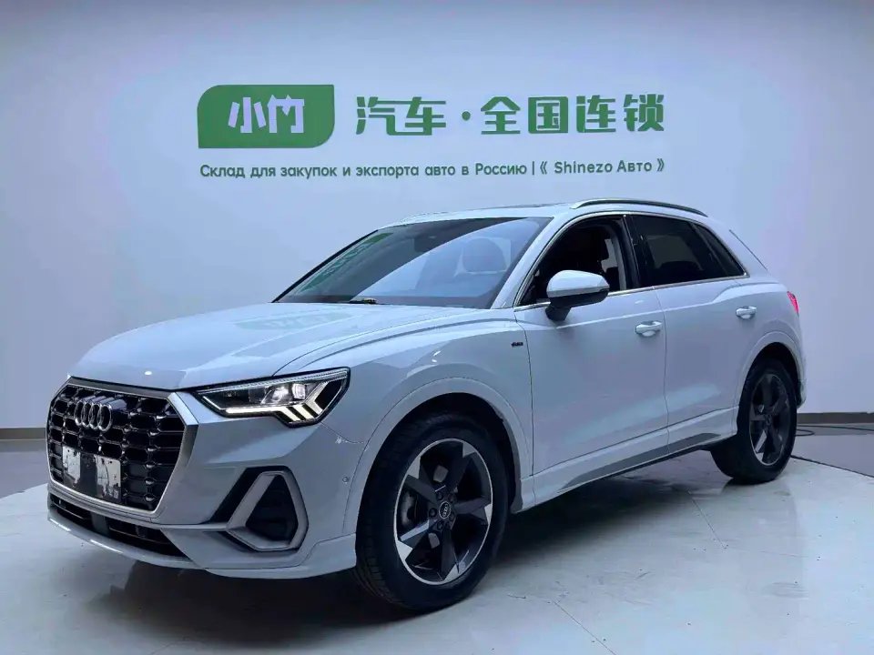 Audi Q3 35 TFSI Fashion Dynamic (1.4T) 2023