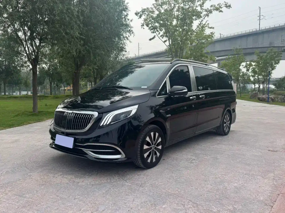 Mercedes-Benz Vito 2.0T Business Edition 7-seater 2023