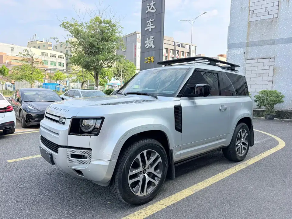 Land Rover Defender Model 90 3.0T P400 XS 2022