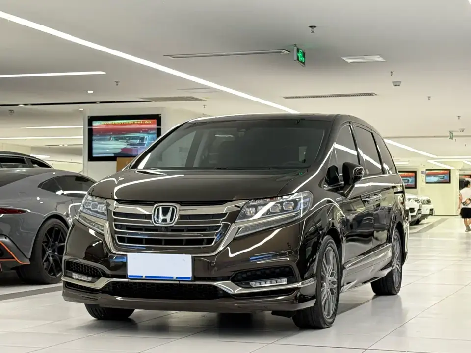 Honda Elysion 2.0L Hybrid Supreme Edition 2019