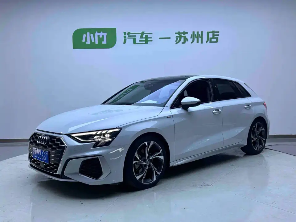 Audi A3 Sportback 35 TFSI Luxury Sport 2021