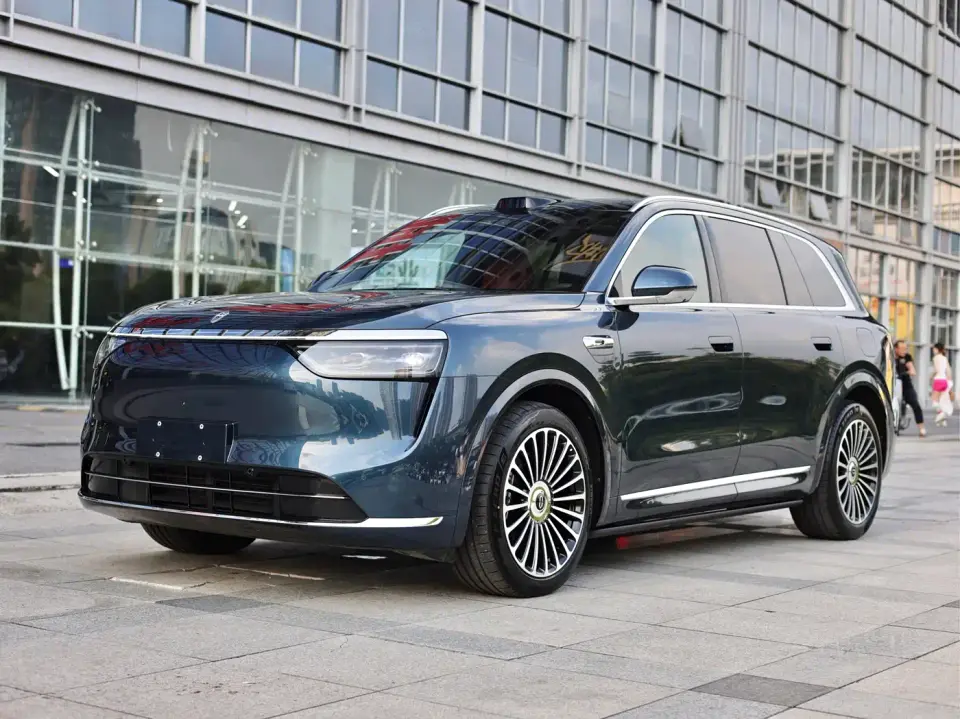 AITO Wenjie AITO M8 Model Extended Range Ultra Edition 53.4kWh 5-Seater 2025
