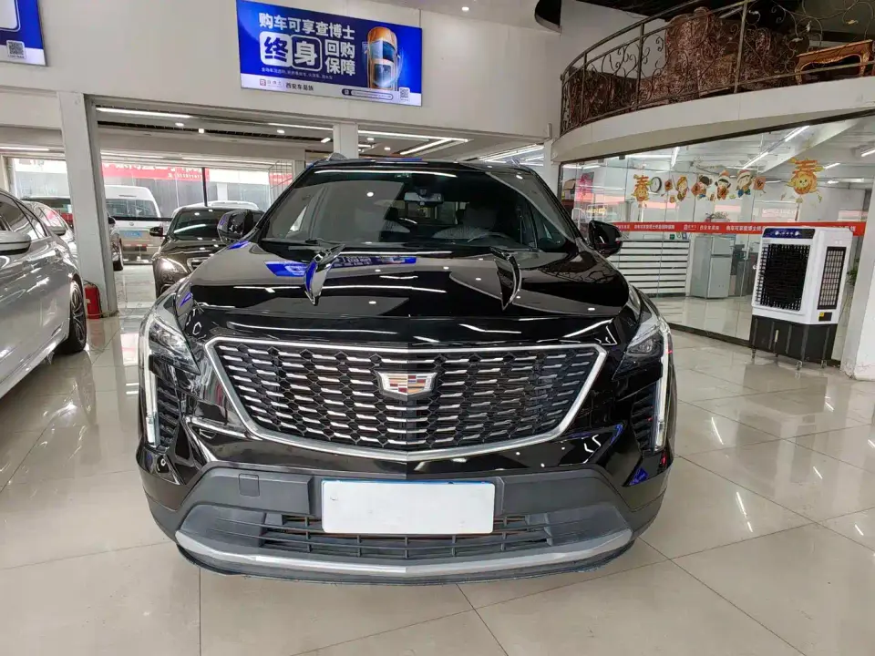 Cadillac XT4 28T FWD Leading Edition 2019
