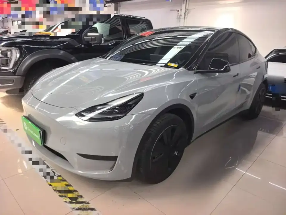 Tesla Model Y Facelift Rear-Wheel Drive Version 2023