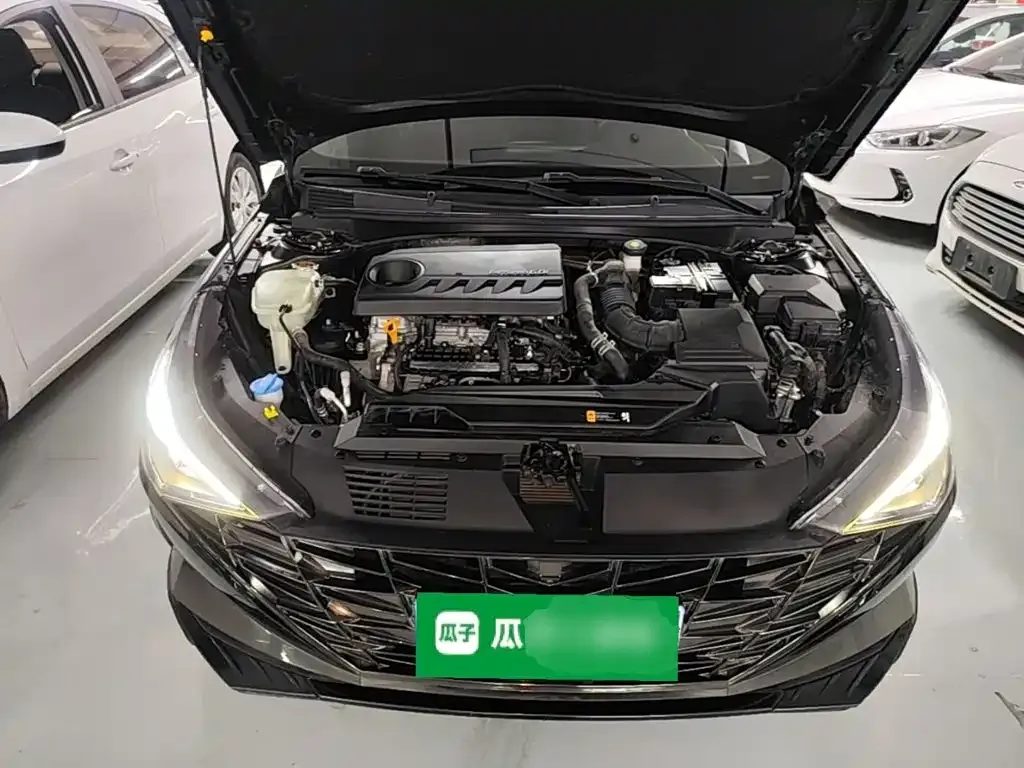 Hyundai Elantra 240TGDi DCT TOP Flagship Edition 2020 — фото 11