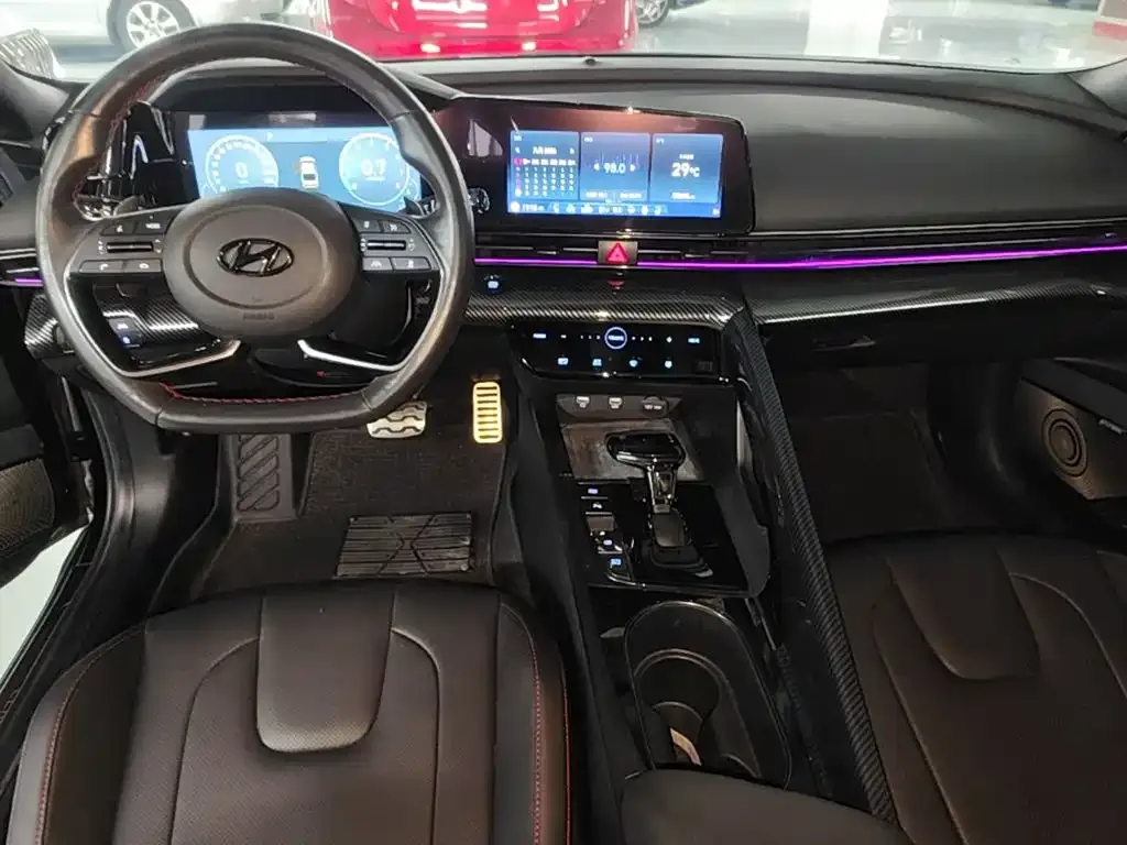 Hyundai Elantra 240TGDi DCT TOP Flagship Edition 2020 — фото 7
