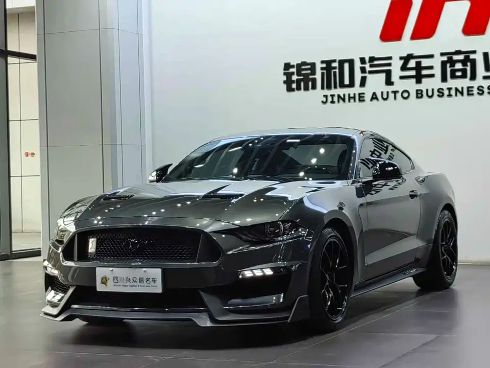 Ford Mustang 2.3L EcoBoost 2021