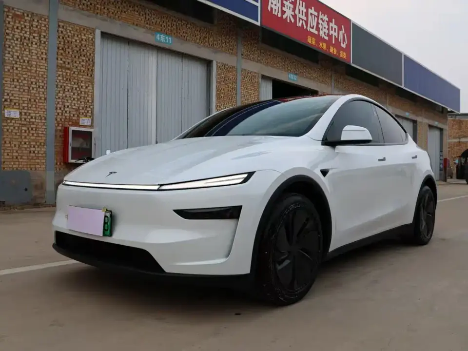 Tesla Model Y Model Rear-Wheel Drive Launch Edition 2026