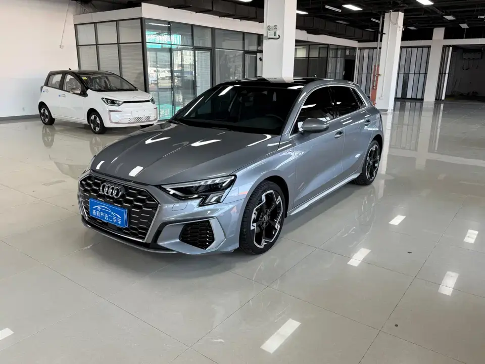 Audi A3 Facelift Sportback 35 TFSI Luxury Sport 2023