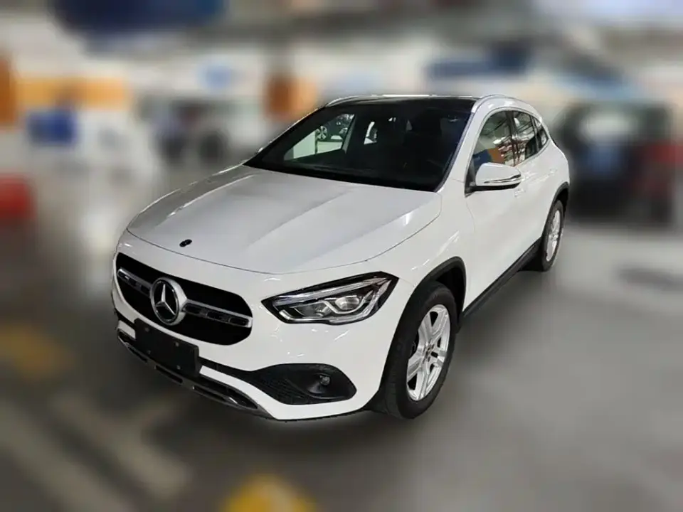 Mercedes-Benz GLA-Class Facelift GLA 200 2023