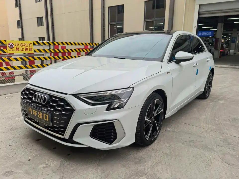 Audi A3 Facelift Sportback 35 TFSI Fashion Sport 2023