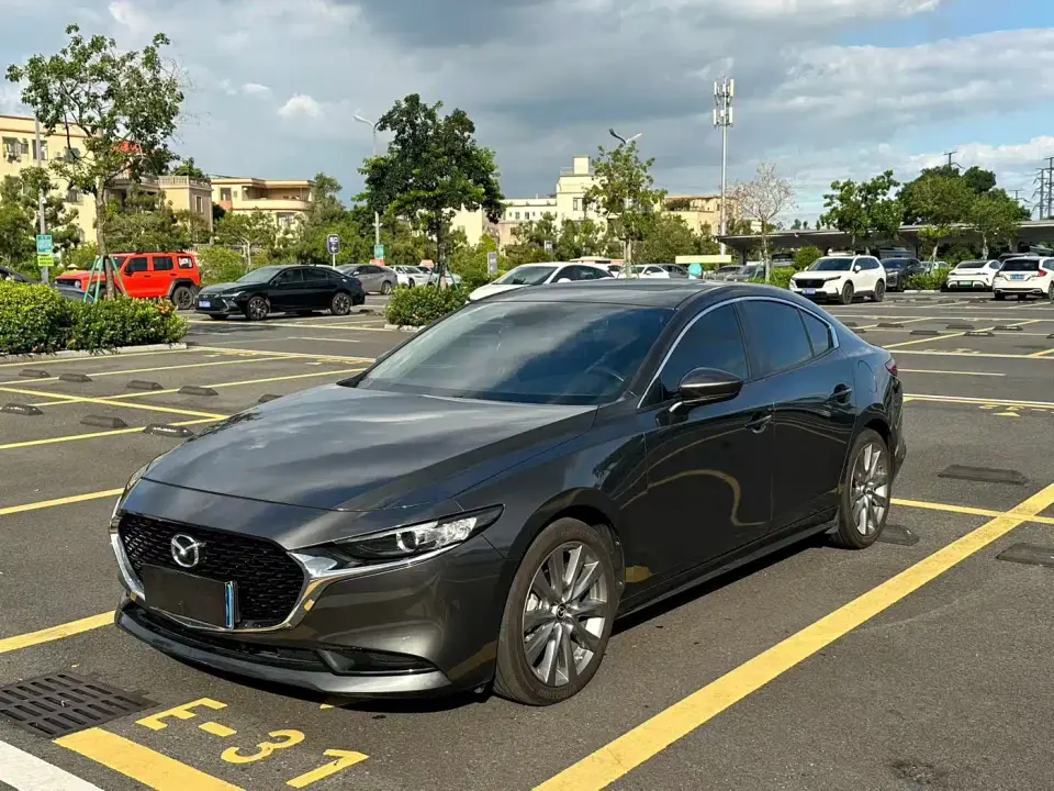 Mazda Mazda3 Axela 2.0L Automatic Quality Elegance 2022