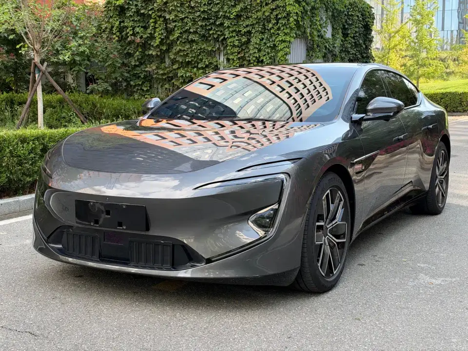 Avatr 12 Facelift 700 Triple Laser RWD Smart Edition 2024