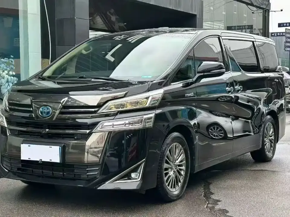 Toyota Vellfire Twin Engine 2.5L HV Premium Edition 2021