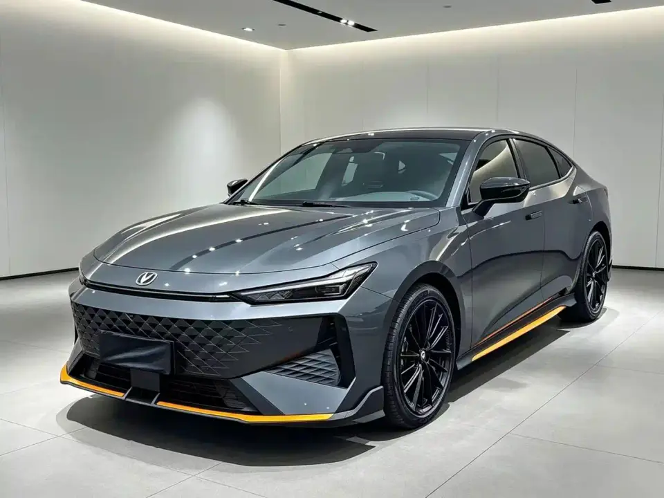 Changan UNI-V 1.5T Deluxe Sport 2025