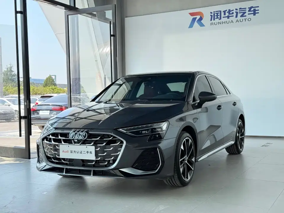 Audi A3 Facelift A3L Limousine 35TFSI Flying Spur Premium 2026
