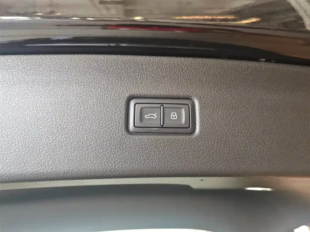 Audi Q5L Sportback 40 TFSI Fashion Style 2023 — фото 15