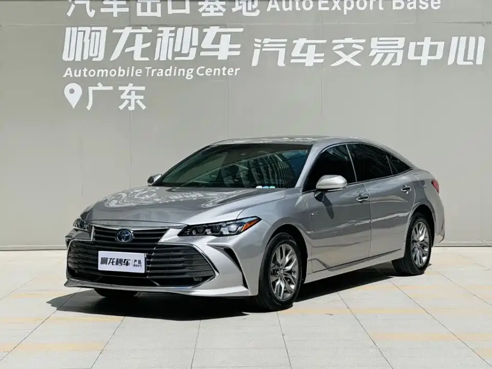 Toyota Avalon Hybrid 2.5L Luxury Edition China VI 2021