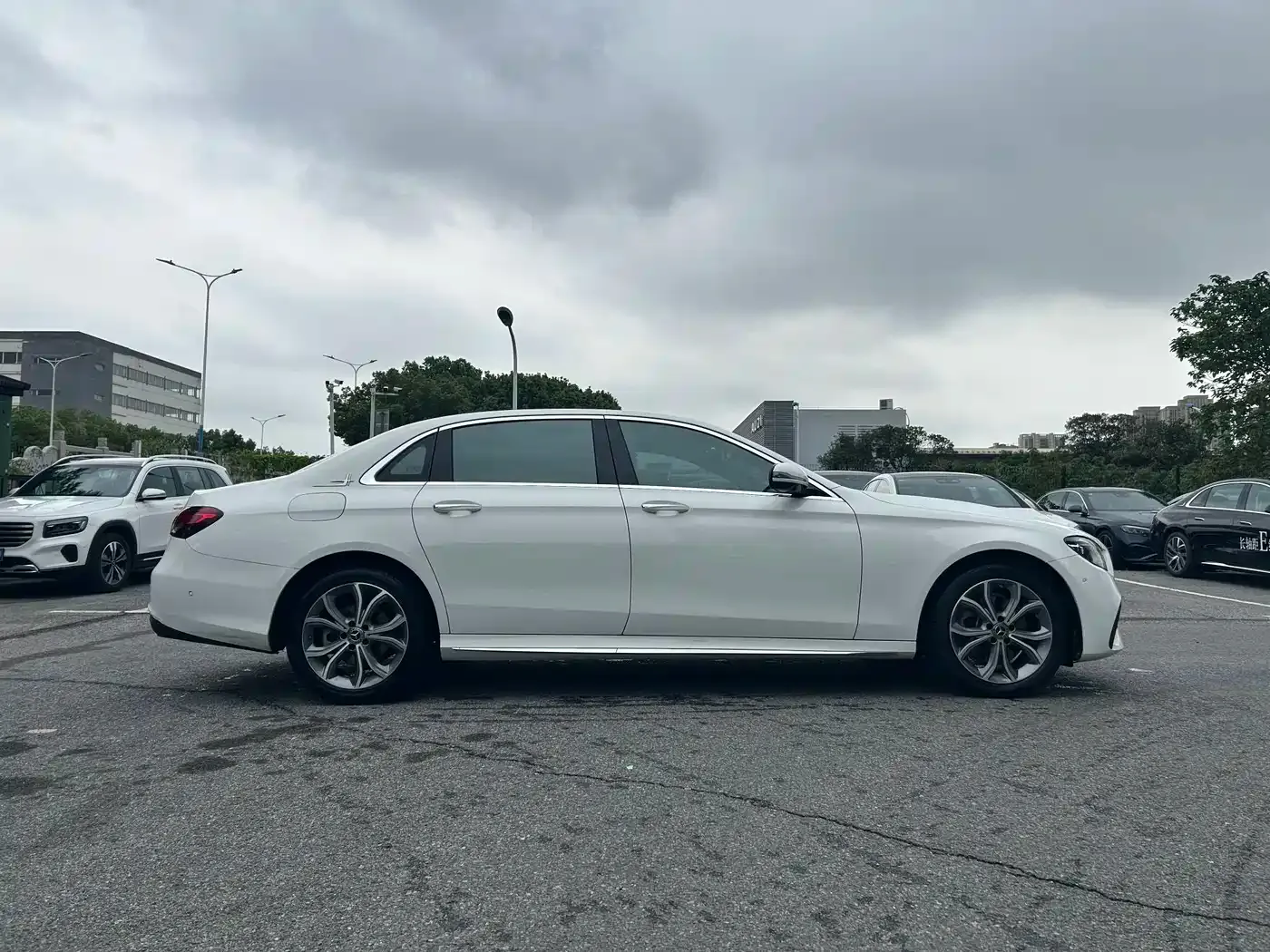 Mercedes-Benz E-Class E 300 L Sport Premium 2021 — фото 4