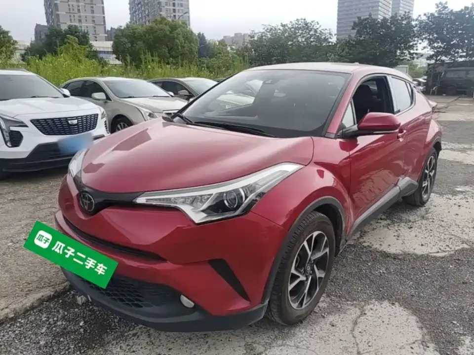 Toyota C-HR Model 2.0L Leading 2020