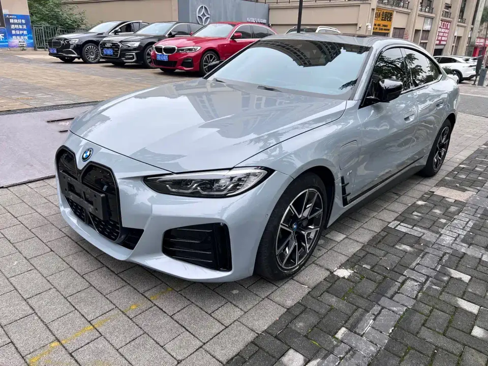 BMW i4 eDrive40 2025