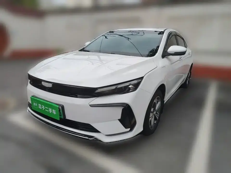 Geely Emgrand L HiP Model Soaring Dragon Edition 1.5TD-DHT Pro 100KM Surpassing Type 2024