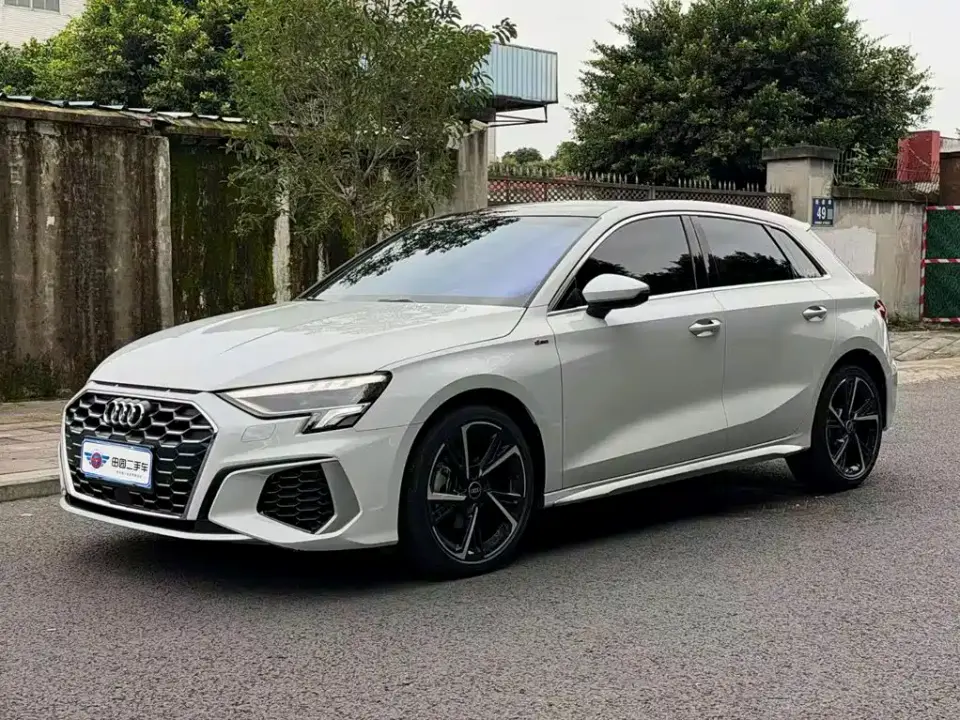 Audi A3 Model Sportback 35 TFSI Fashion Sport 2023