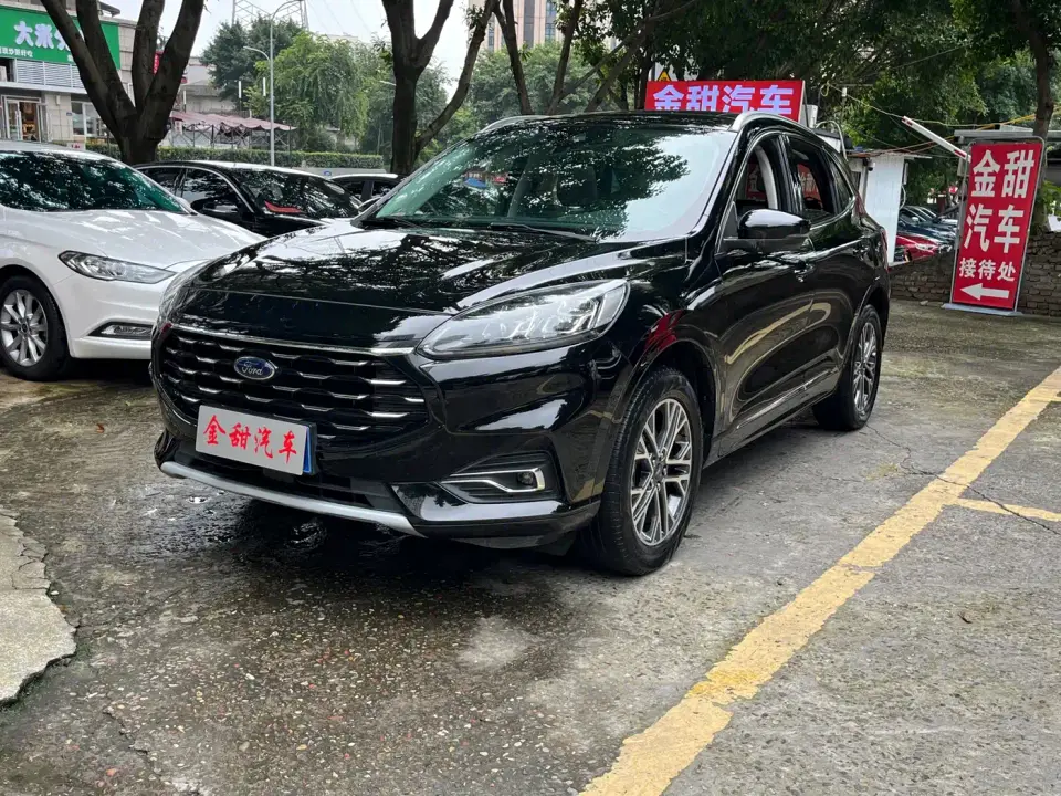 Ford Escape EcoBoost 245 AWD Premium Edition 2022