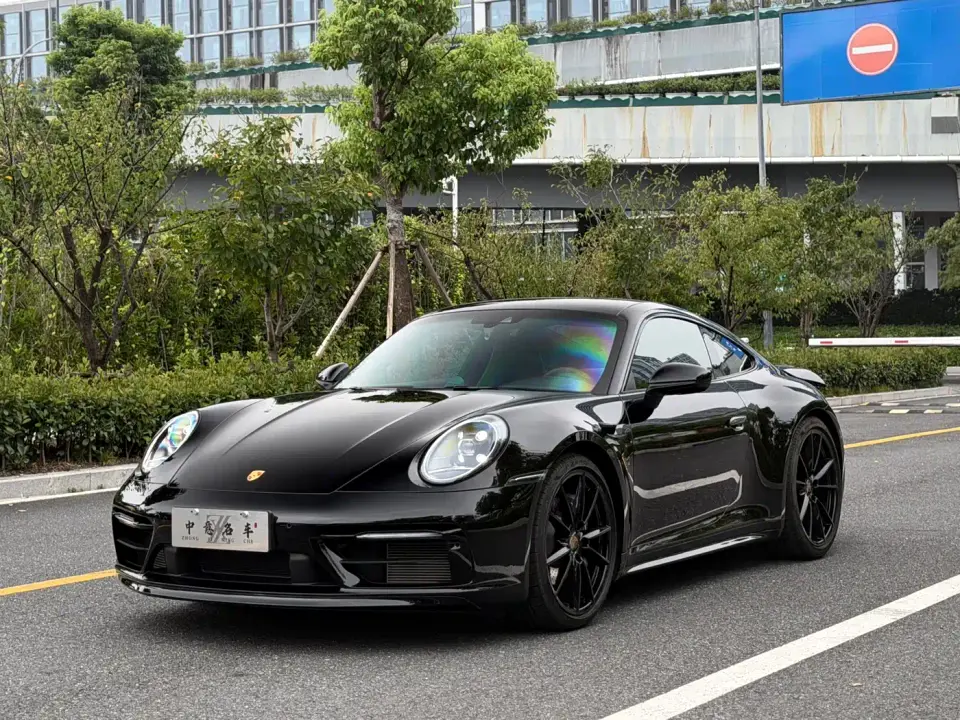 Porsche 911 Carrera 3.0T 2023