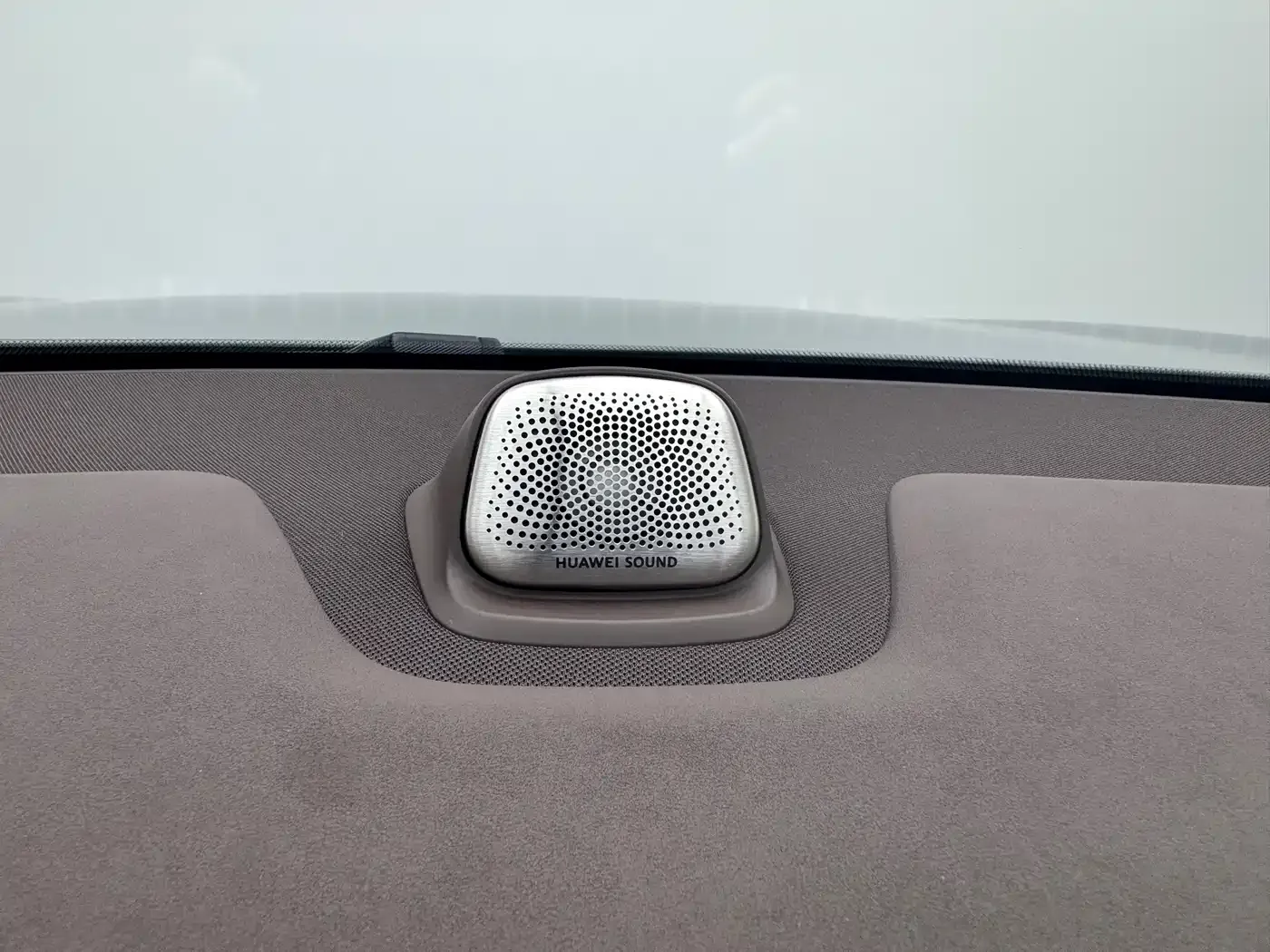 AITO Wenjie AITO M7 1.5T RWD Plus 5-Seater 2023 — фото 9