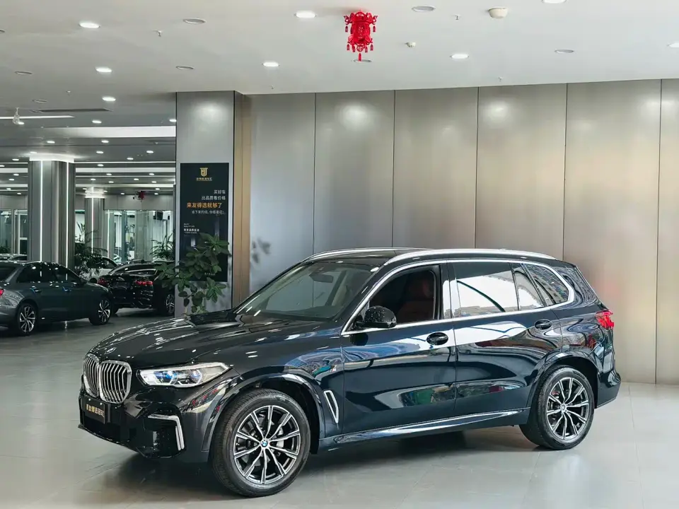 BMW X5 xDrive 30Li Premium M Sport Package 2023