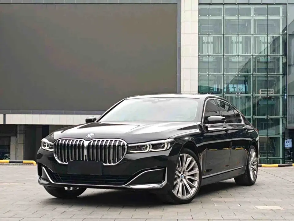 BMW 7 Series Model 740Li Leading Luxury Package 2021