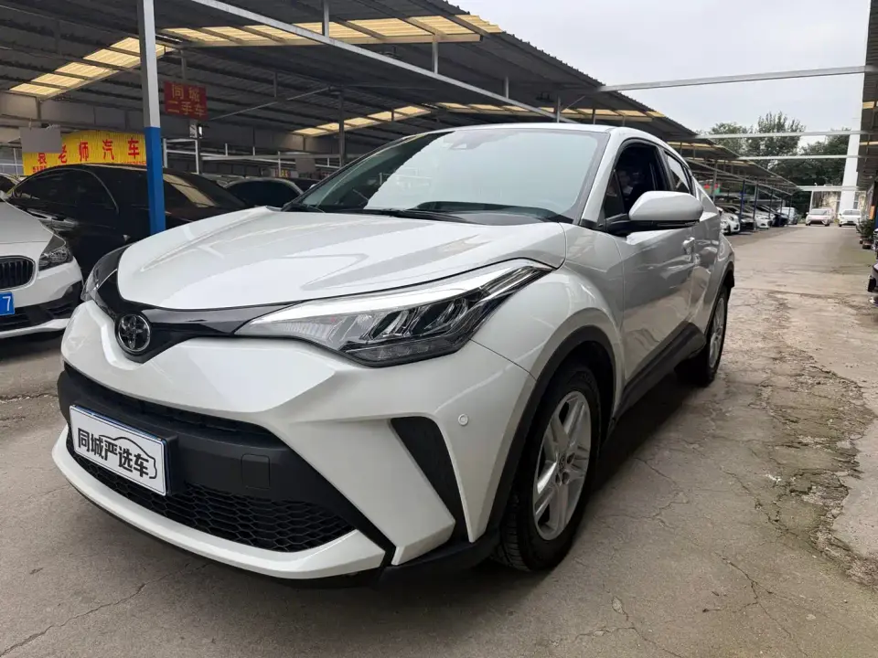 Toyota C-HR 2.0L Leading Edition 2023
