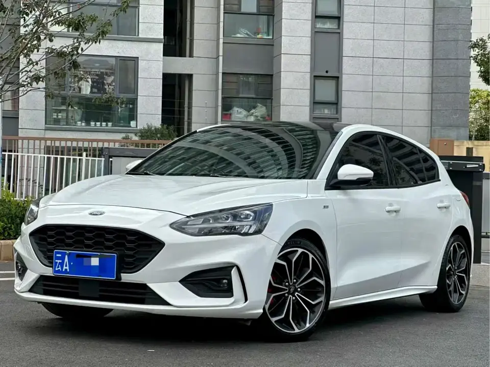 Ford Focus Hatchback EcoBoost 180 Automatic ST Line 2020