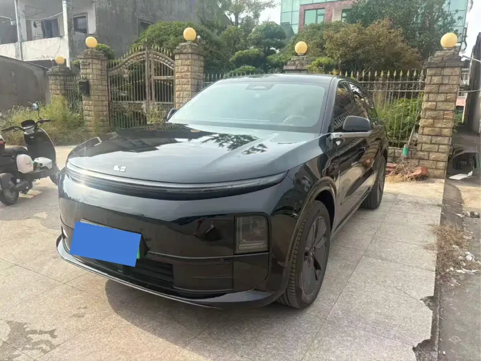 Li Auto L6 Pro Smart Renewal Edition 2025