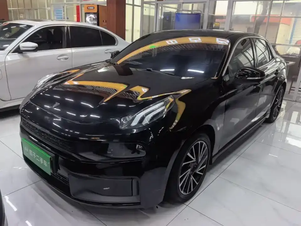 Lynk & Co 03 2.0TD DCT Power Plus 2022