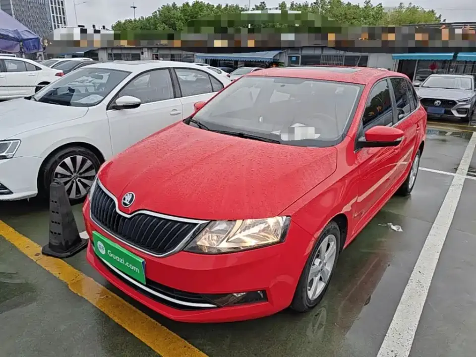 Skoda Rapid Spaceback Facelift 1.5L Automatic Comfort Version China VI 2020