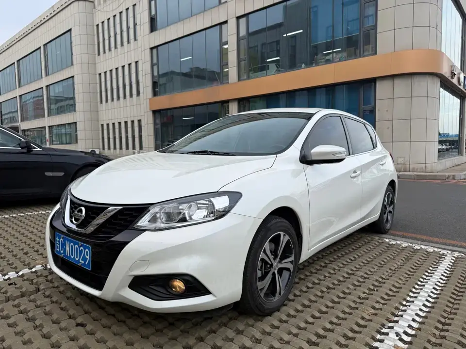Nissan Tiida 1.6L CVT Smart Edition 2020