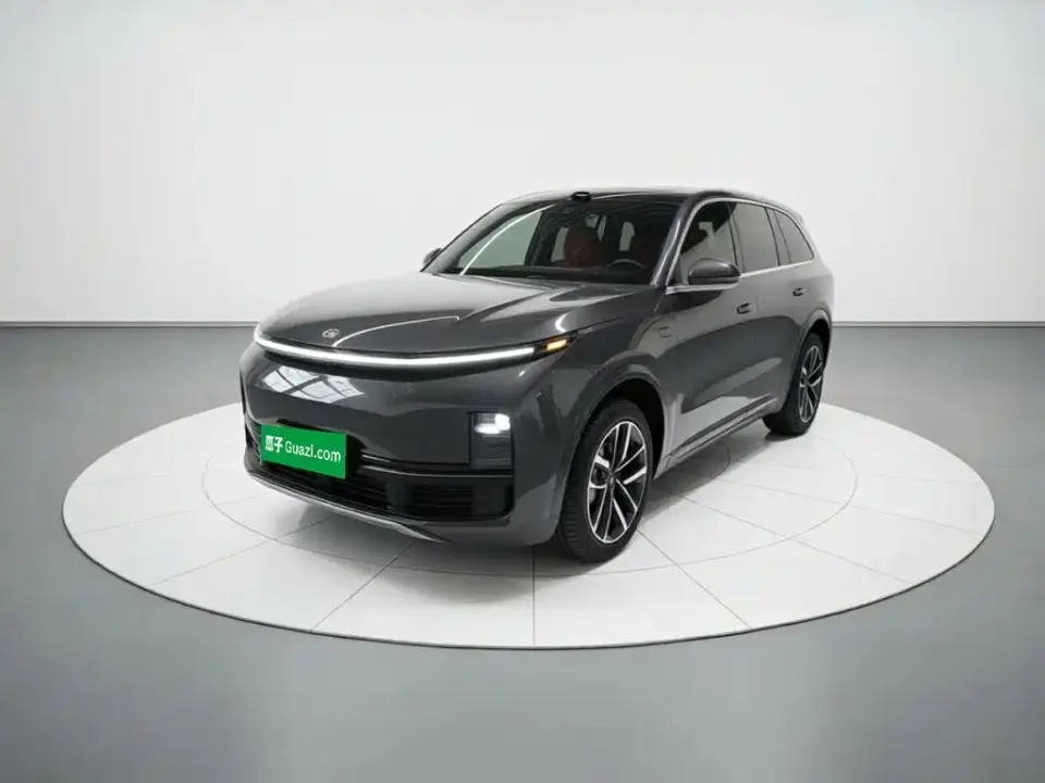 Li Auto Li Xiang L9 Pro 2025