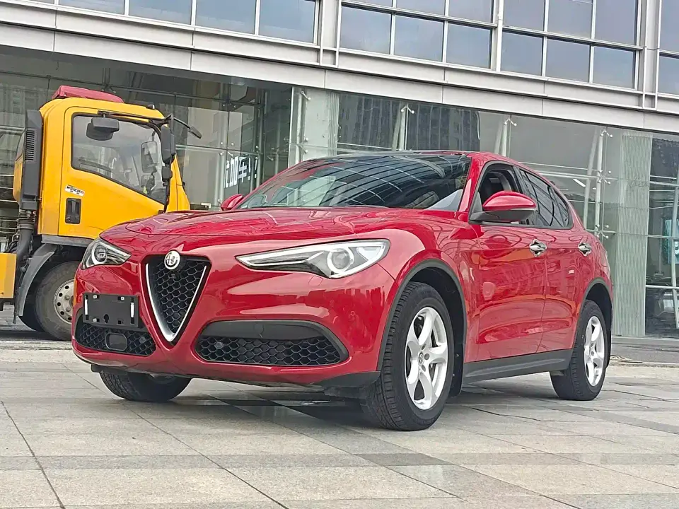 Alfa Romeo Stelvio 2.0T 200HP Elite 2019