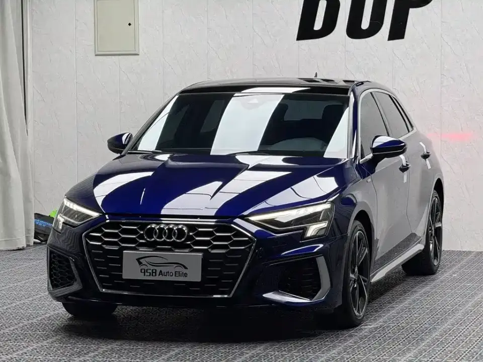 Audi A3 Facelift Sportback 35 TFSI Fashion Sport 2023