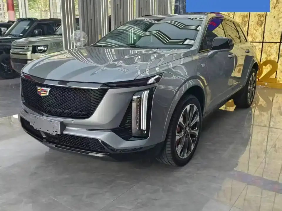 Cadillac XT5 Model 2.0T Platinum 2024