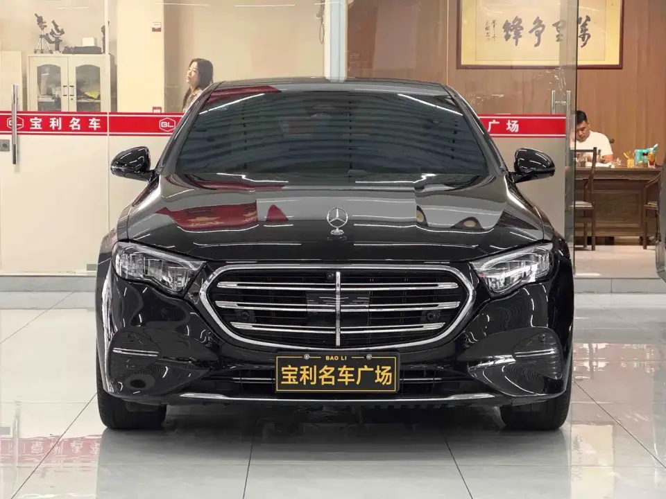 Mercedes-Benz E-Class E 260 L Classic Edition 2026